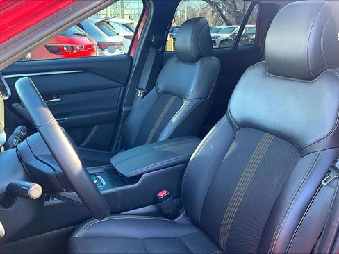 Used 2023 MAZDA CX-50 2.5 S w/ Preferred Plus Pkg image 18