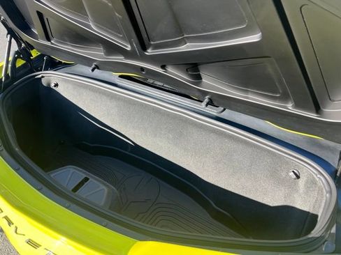 Used 2023 Chevrolet Corvette Stingray Premium Conv w/ Z51 Performance Package RWD image 29