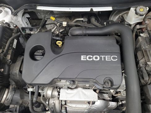 Used 2022 GMC Terrain SLT image 30