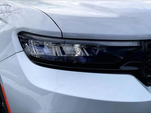 Certified 2023 Jeep Grand Cherokee Altitude image 24