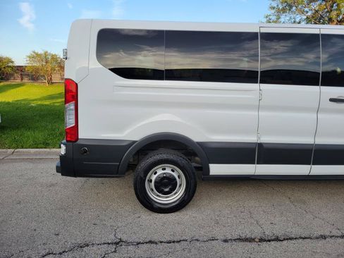 Used 2018 Ford Transit 350 XL RWD image 34