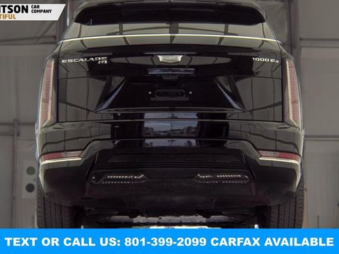 Used 2025 Cadillac Escalade IQ Luxury 2 w/ LPO, Premium Carpet Package AWD/4WD image 12