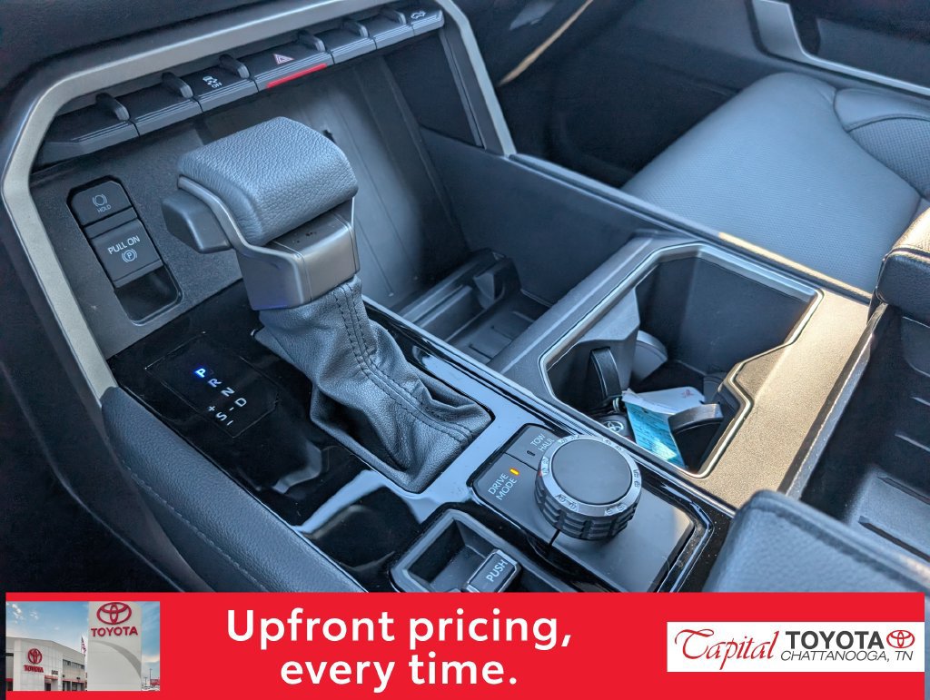 Used 2025 Toyota Tundra Limited AWD/4WD image 22