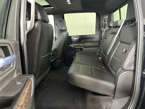 Used 2021 GMC Sierra 2500 Denali w/ Denali Ultimate Package image 25