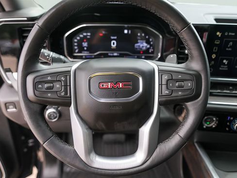 Used 2023 GMC Sierra 1500 SLT w/ SLT Premium Package AWD/4WD image 16