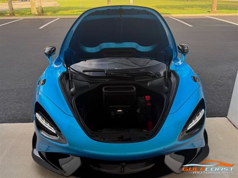 Used 2021 McLaren 765LT RWD image 40