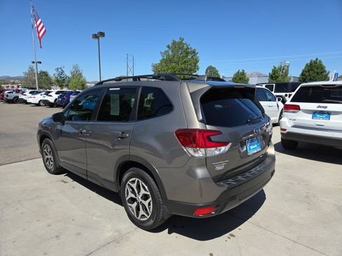 Used 2021 Subaru Forester Premium w/ Popular Package #1 AWD/4WD image 7