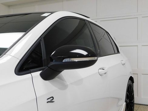 Used 2025 Volkswagen Golf R image 21