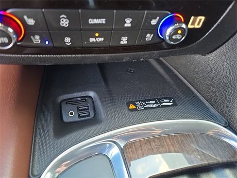 Certified 2020 Buick Enclave Avenir w/ Avenir Technology Package image 24