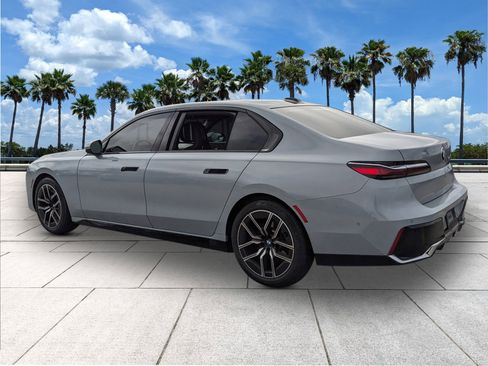 Used 2025 BMW 740i 740i image 5