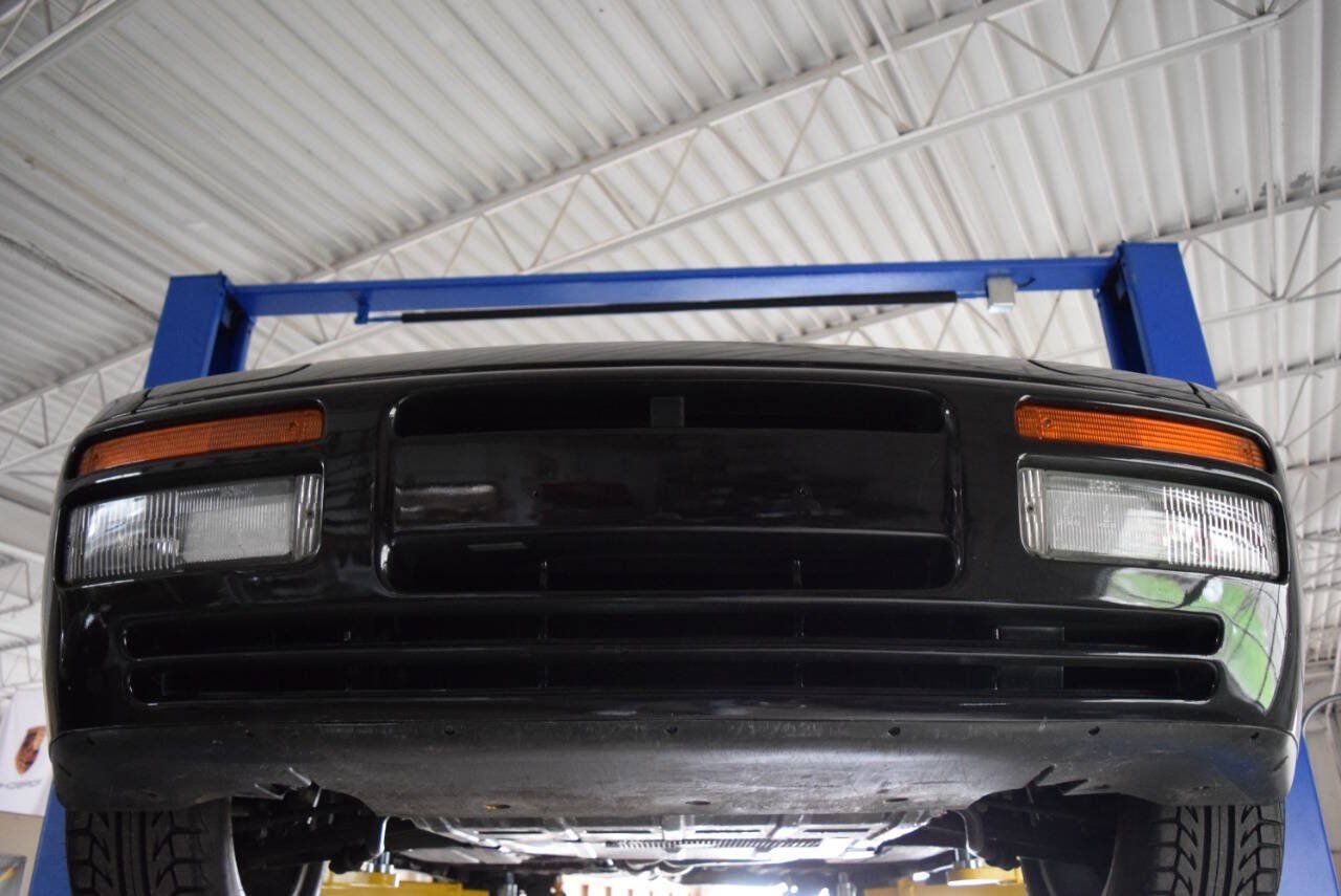 Used 1988 Porsche 944 Turbo Coupe RWD image 90