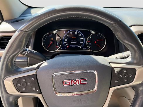 Used 2020 GMC Acadia Denali w/ Technology Package image 11