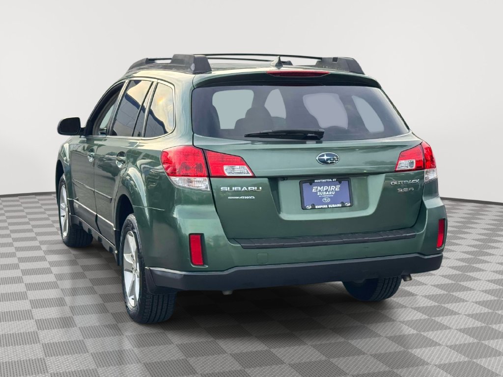 Used 2013 Subaru Outback 3.6R Limited AWD/4WD image 7