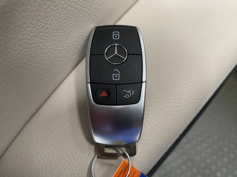 Certified 2026 Mercedes-Benz GLE 350 4MATIC image 35