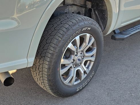 Used 2023 Ford Ranger Lariat w/ FX4 Off-Road Package image 14