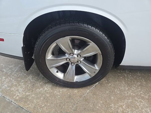 Used 2015 Dodge Challenger SXT w/ Sound Group image 21