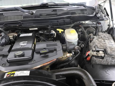 Used 2018 RAM 3500 Laramie image 18