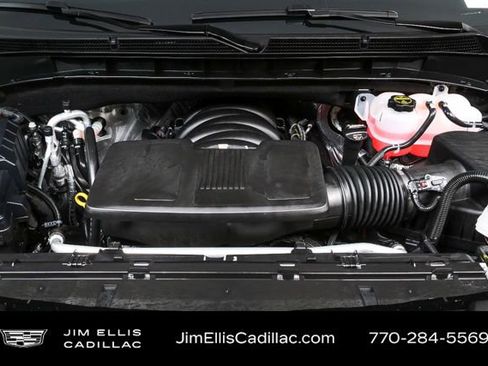 Certified 2026 Cadillac Escalade Luxury image 36