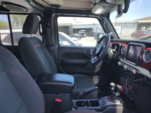 Used 2023 Jeep Wrangler Unlimited Rubicon AWD/4WD image 24