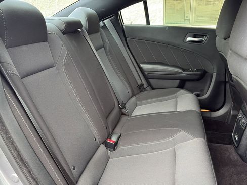 Used 2017 Dodge Charger R/T w/ Blacktop Package RWD image 26