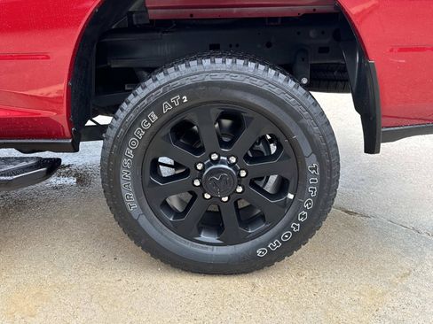 Used 2026 RAM 2500 Big Horn AWD/4WD image 4
