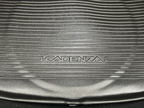 Used 2017 Kia Cadenza Premium FWD image 80