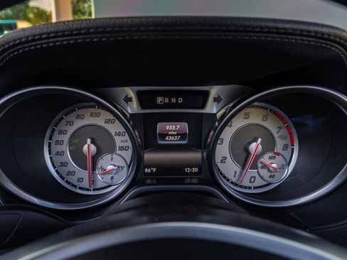 Used 2015 Mercedes-Benz SL 550 image 18