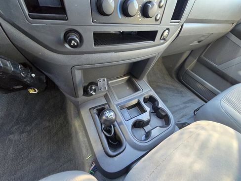 Used 2006 Dodge Ram 2500 Truck SLT w/ Quad Cab Big Horn Value Group image 17
