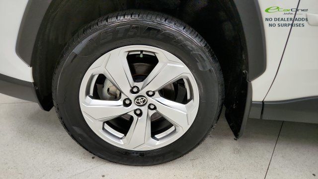Used 2021 Toyota RAV4 XLE Premium AWD/4WD image 78