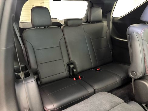 Used 2024 Chevrolet Traverse RS w/ LPO, Floor Liner Package image 18