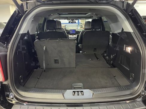Certified 2022 Ford Explorer XLT w/ Equipment Group 202A AWD/4WD image 13