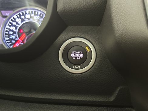 Certified 2019 RAM 1500 Big Horn AWD/4WD image 25