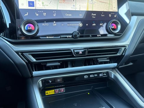 Used 2025 Lexus TX 350 AWD image 27