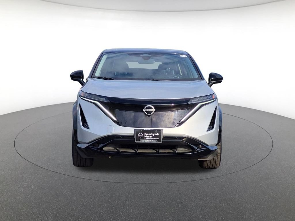 Used 2023 Nissan Ariya FWD image 2