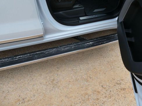 New 2026 Chevrolet Silverado 1500 High Country AWD/4WD image 13