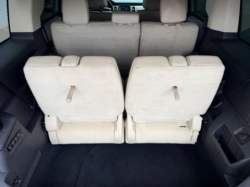 Used 2018 Ford Flex Limited w/ Equipment Group 303A AWD/4WD image 18