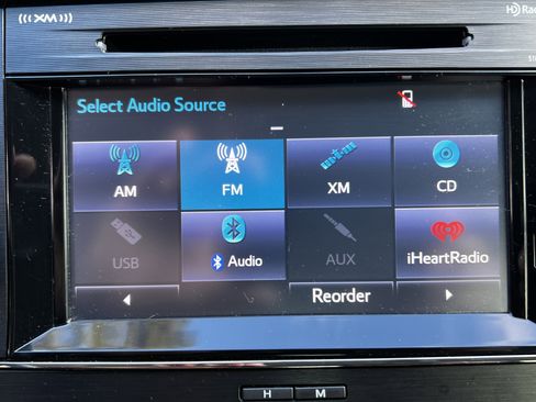 Used 2015 Toyota Avalon XLE Touring image 24