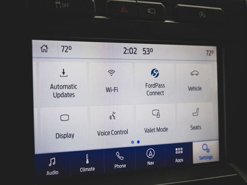 Used 2019 Ford F150 Limited w/ Trailer Tow Package image 26