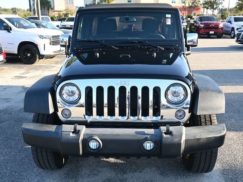 Used 2018 Jeep Wrangler Unlimited Sport S image 8