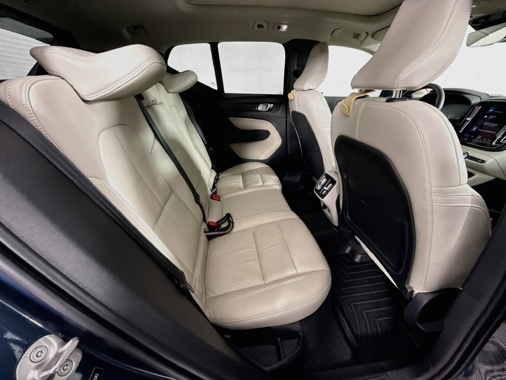 Used 2022 Volvo XC40 T5 Inscription w/ Advanced Package AWD/4WD image 22