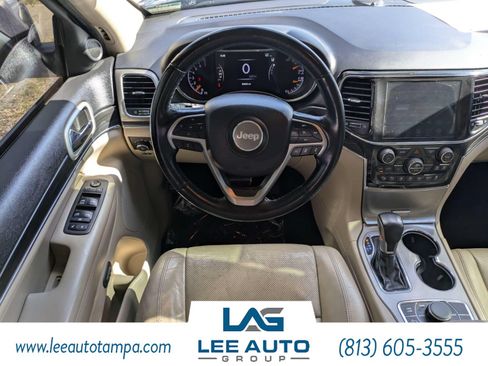Used 2021 Jeep Grand Cherokee Limited w/ Luxury Group II AWD/4WD image 15