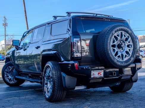 Used 2025 GMC Hummer EV 3X w/ LPO, Roof Cross Rail Package image 23