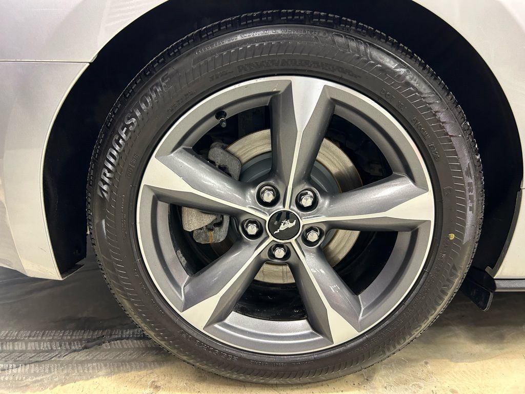 Used 2016 Ford Mustang Convertible w/ Equipment Group 051A RWD image 16