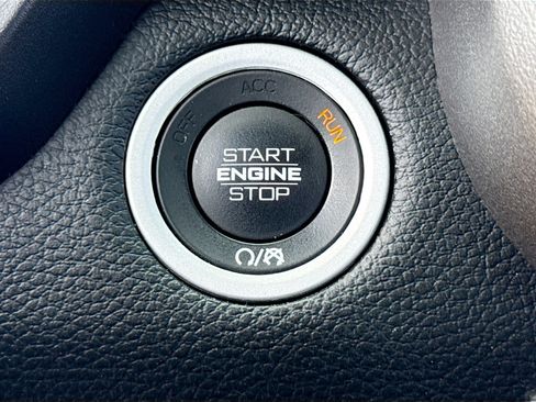 Used 2020 RAM 1500 Big Horn AWD/4WD image 10