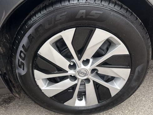 Used 2023 Nissan Altima 2.5 S FWD image 15