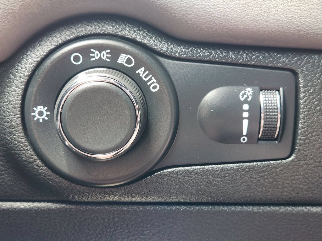 Used 2024 Dodge Durango Citadel AWD/4WD image 25