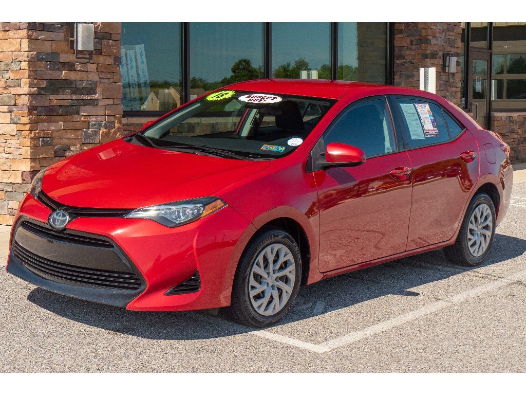 Used 2018 Toyota Corolla LE FWD image 7
