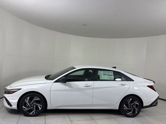 New 2025 Hyundai Elantra SEL FWD video 2