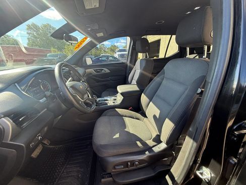 Used 2023 Chevrolet Traverse LT AWD/4WD image 21