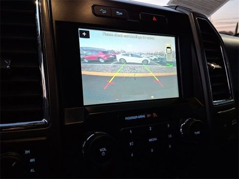 Used 2016 Ford F150 XLT w/ Equipment Group 302A Luxury image 24